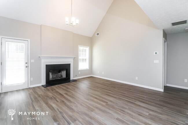 Foto del edificio - 1210 Fountain Cove Ln