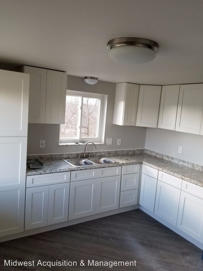 848 Riverview Terrace, Dayton, OH 45402 Apartment for Rent in Dayton