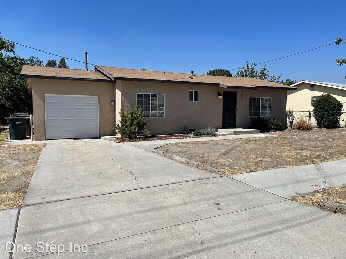 Primary Photo - 2 br, 1 bath House - 538 E Whittier Avenue