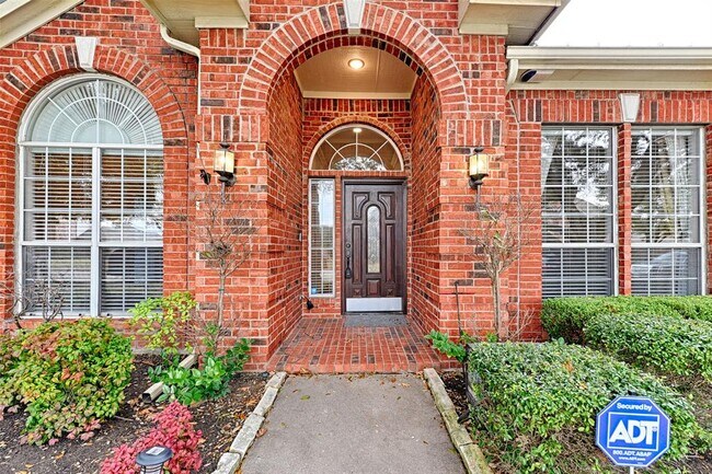 Foto del edificio - 1208 Greenway Dr