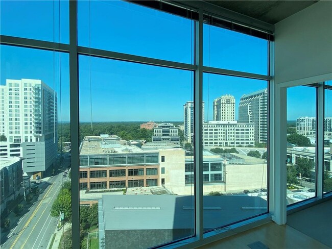 Building Photo - 250 Pharr Rd NE