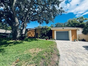 Building Photo - 8313 Clover Hill Loop