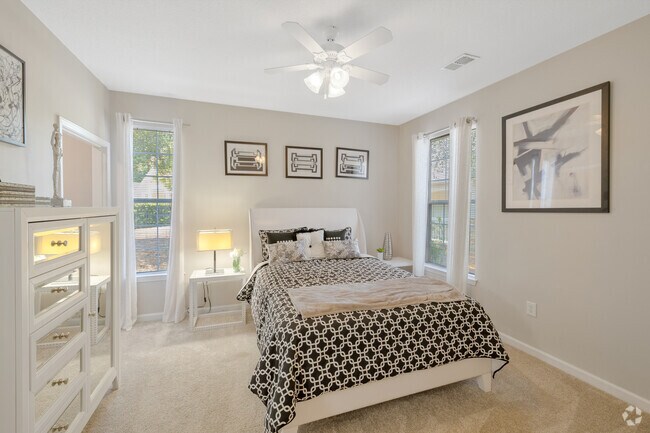 Brookstone - 2 habitaciones, 2 baños - 1131 pies cuadrados - Dormitorio principal - Walden at Chatham Center