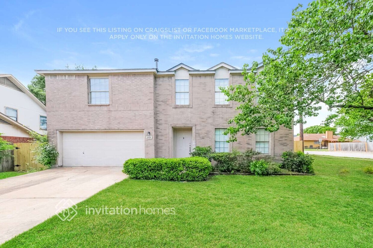 Foto principal - 2101 Logan Dr