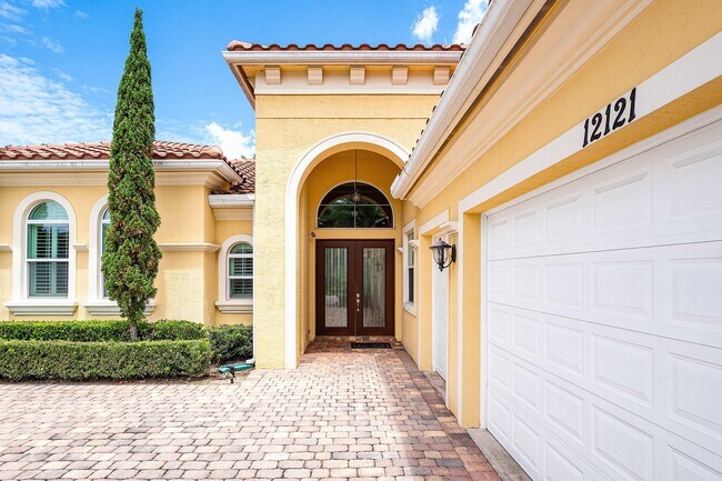 Foto del edificio - 12121 Sunnydale Dr