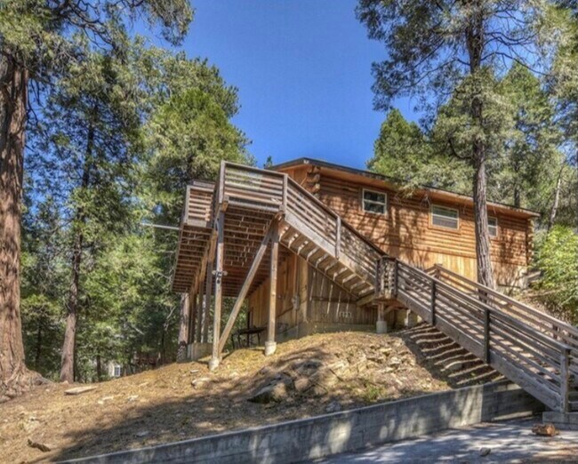 Building Photo - 24839 Felsen Dr