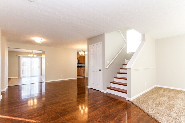 Foto del edificio - 1051 Pine Ridge Way