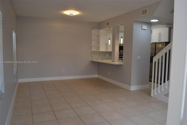 Building Photo - 2336 Anchor Ct