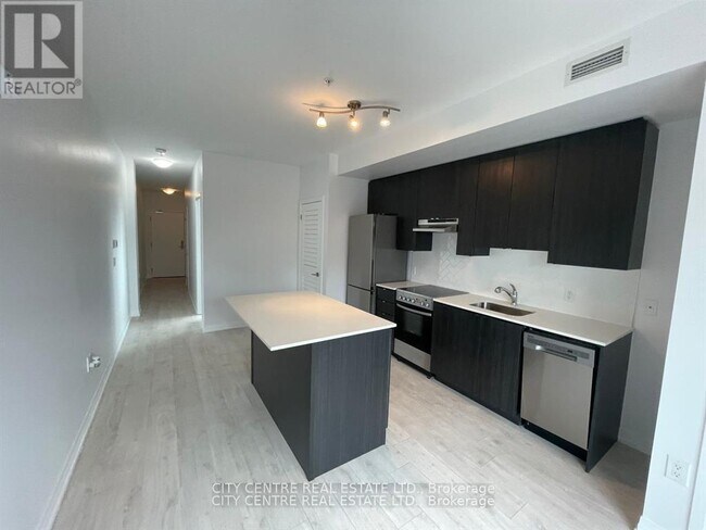 Photo du bâtiment - 408 Browns Line