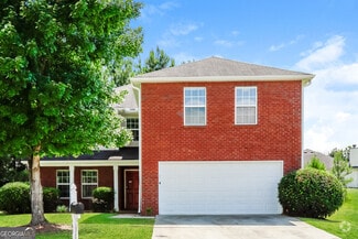 Building Photo - 465 Pinevale Ct