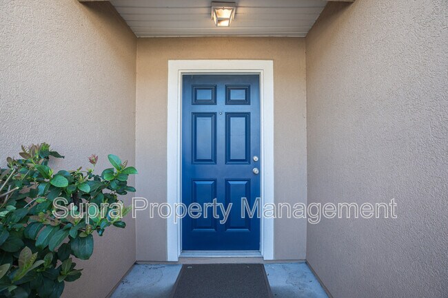 Foto del edificio - 5253 Plantation Home Way
