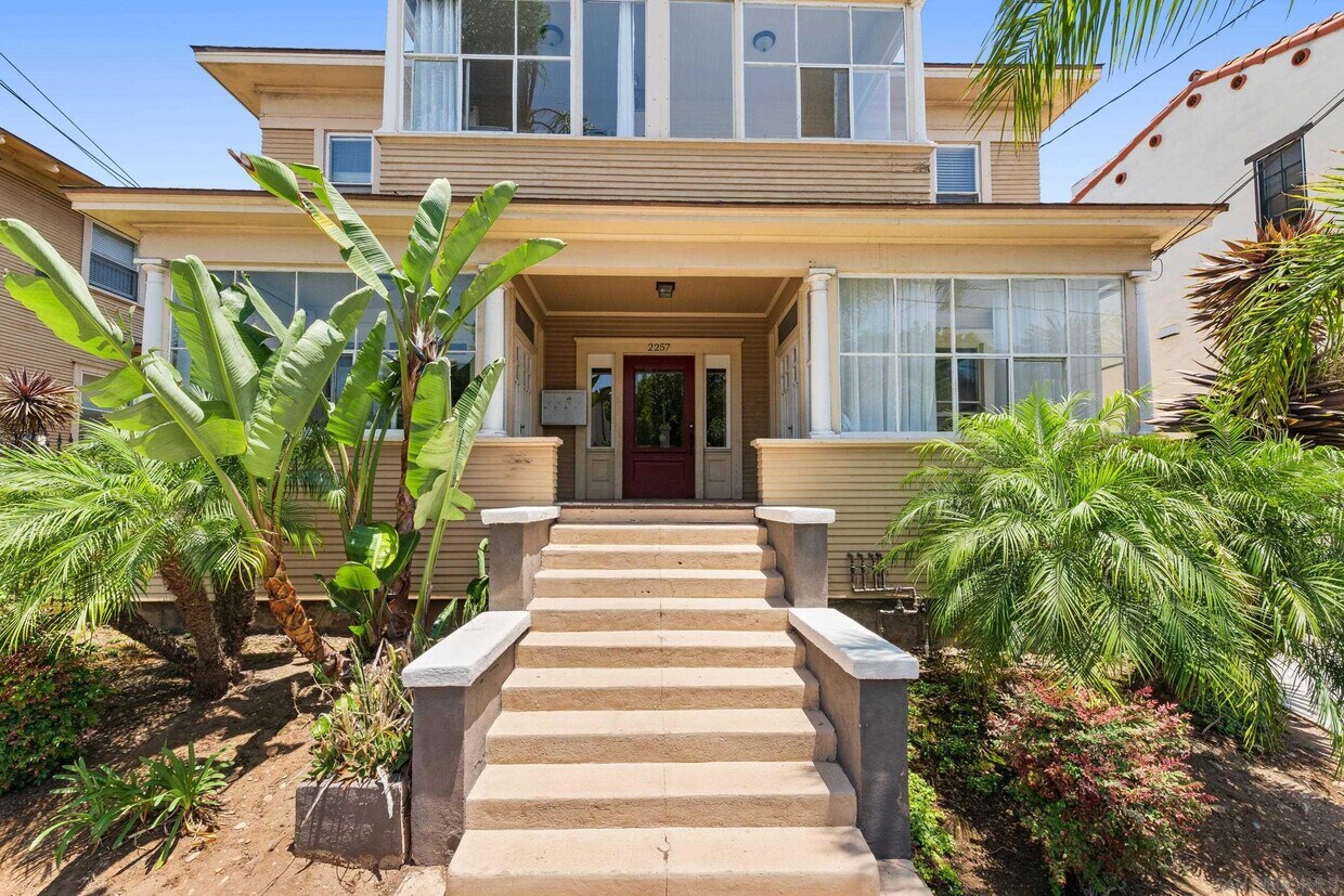 Foto principal - 2257 2nd Ave