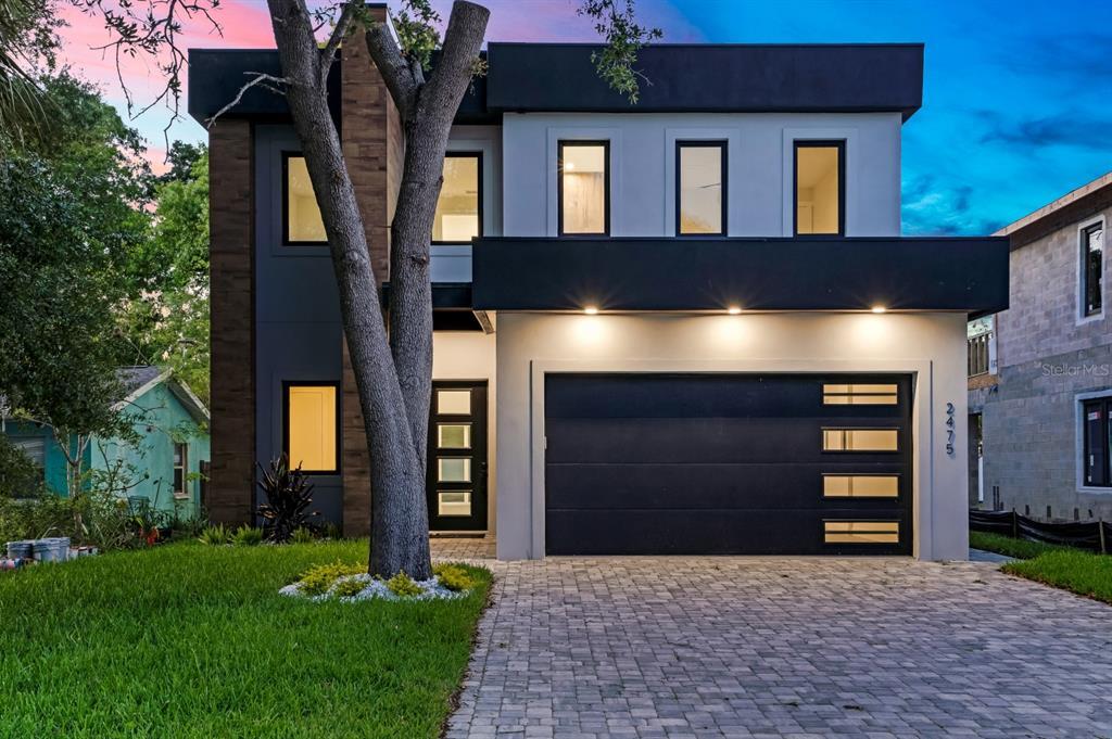 Foto principal - 2475 Bay St