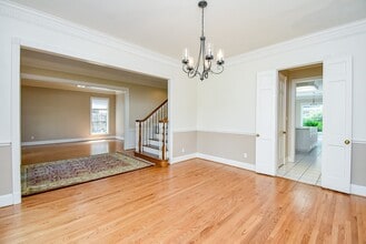 Building Photo - 4813 Holly St