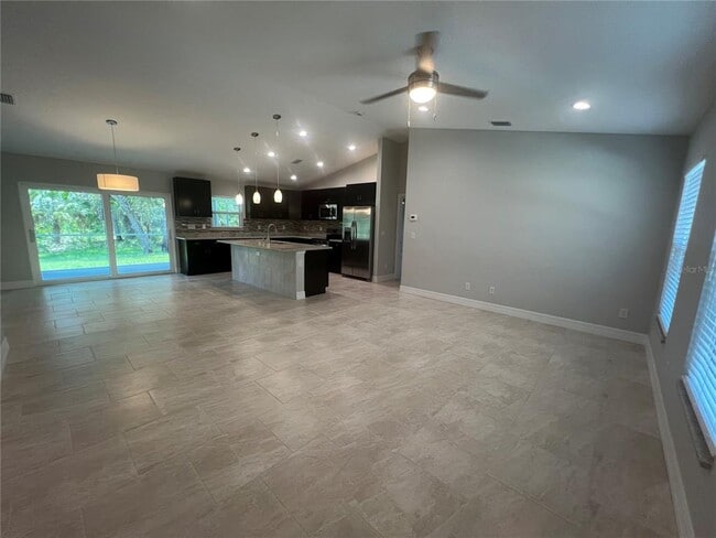 Building Photo - 4895 Las Almanos Ave