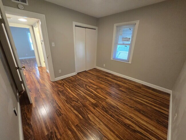 Foto del edificio - Awesome 3-Bedroom Home in St. Louis – Move...