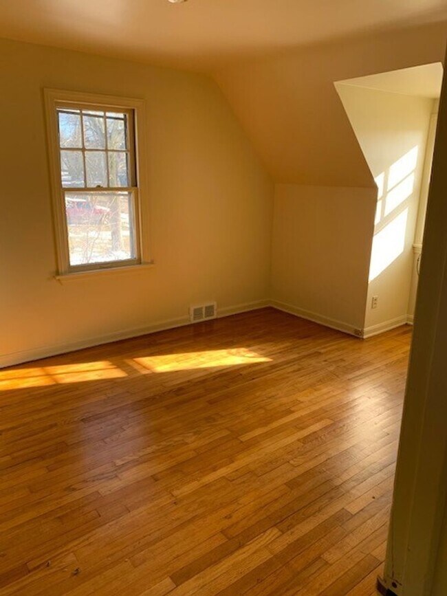 Foto del edificio - YOUNGSTOWN SOUTH 2-3 BED HOME