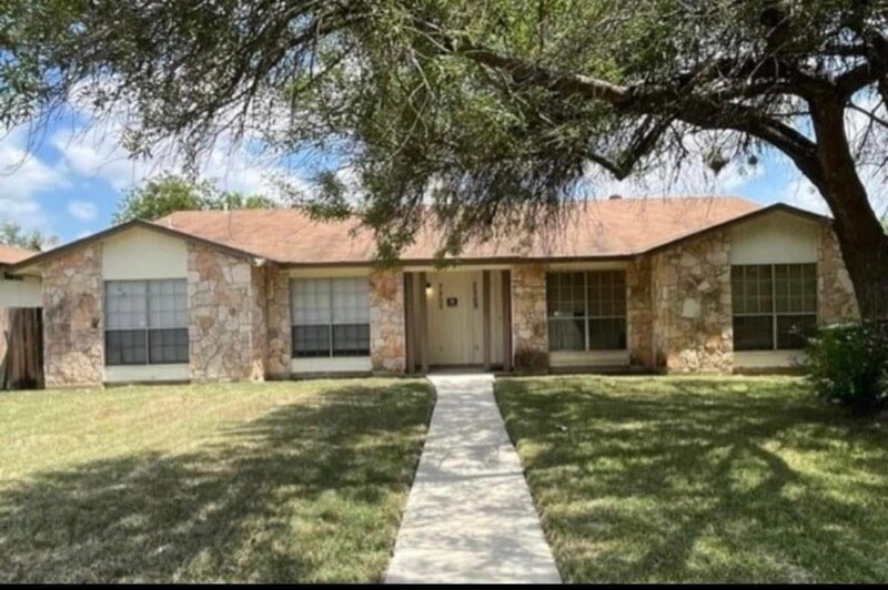 Foto principal - 7205 Timbercreek Dr