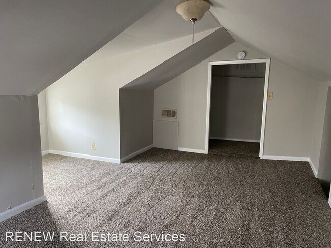 Foto del edificio - 3 br, 1 bath House - 2402 Albion Street