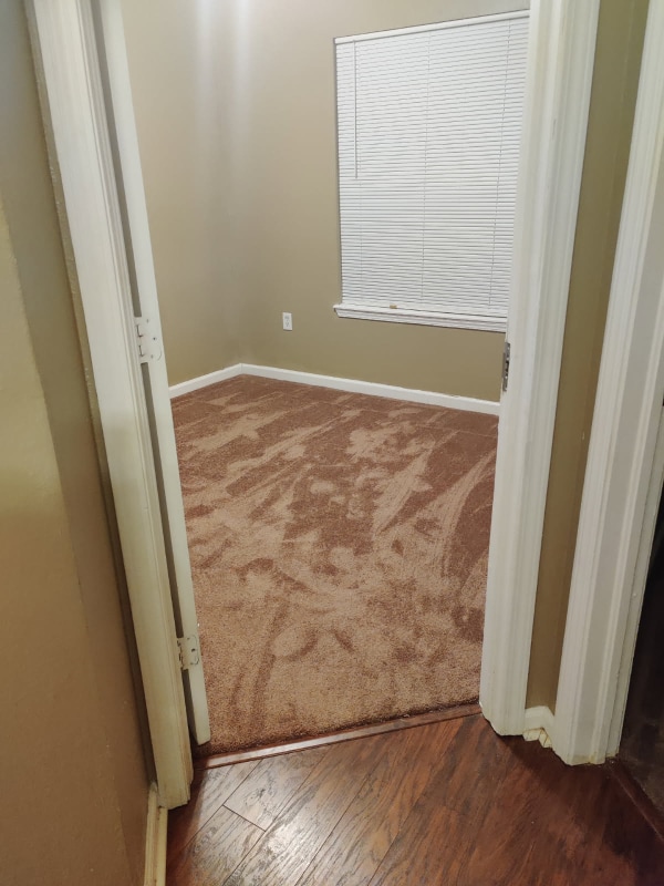 Foto del edificio - 6227 Countryman Ln E