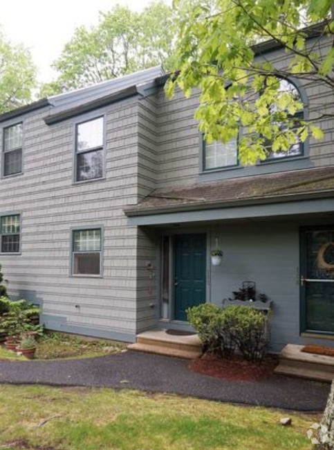 Building Photo - 1465 Hooksett Rd. Unit 123
