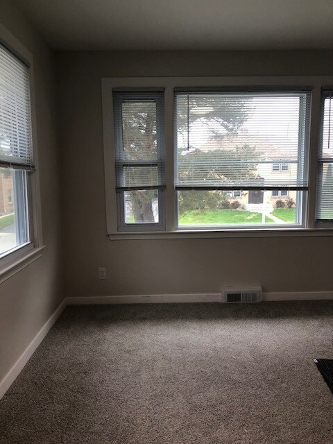 Foto del edificio - 8327 W Dana St