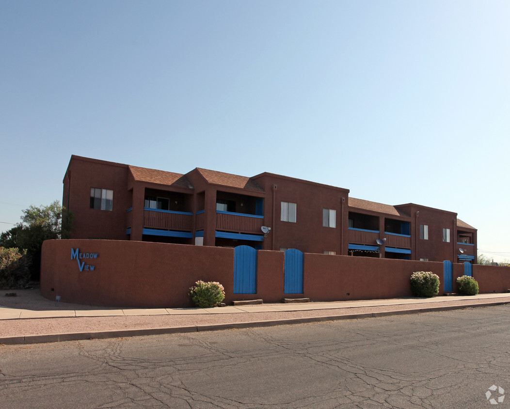 Building Photo - Meadow View Apartments