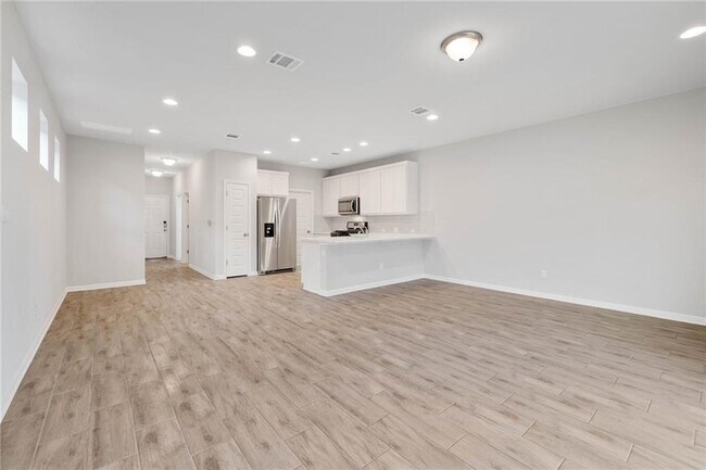 Foto del edificio - 2125 Arendale Dr