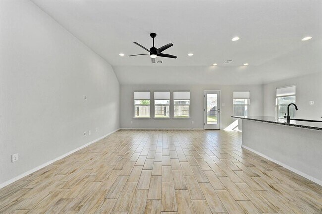 Building Photo - 250 Sage Meadows Dr