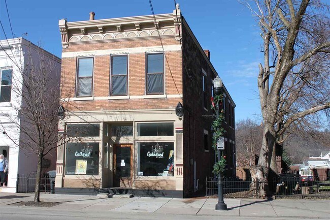 Foto del edificio - 707 Fairfield Ave