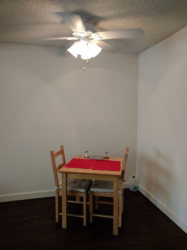 Foto principal - 3221 Overland Ave