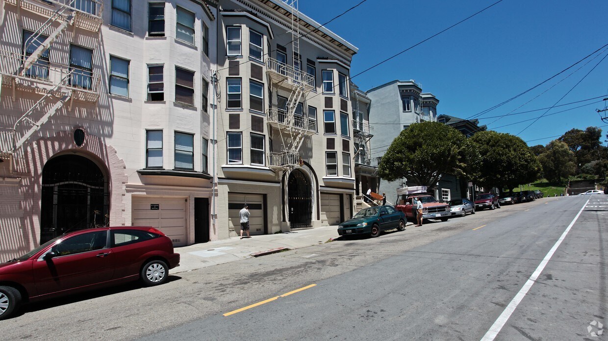 Building Photo - 1240 Grove St