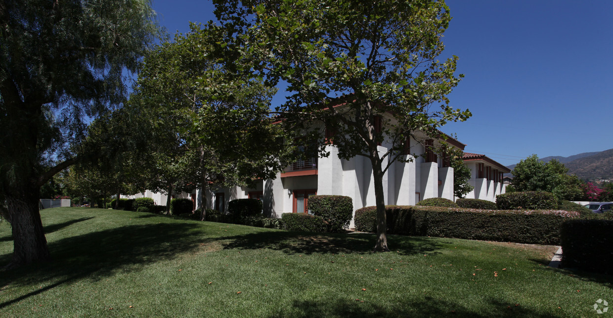 Building Photo - 1171 Rancho Pky