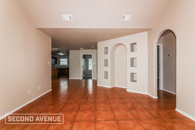 Foto del edificio - 5541 Candace St