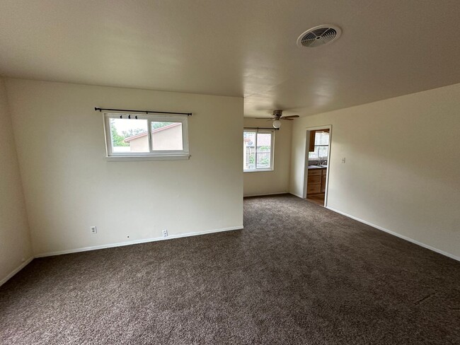 Building Photo - 409 Alameda Blvd - West Sacramento - 95691