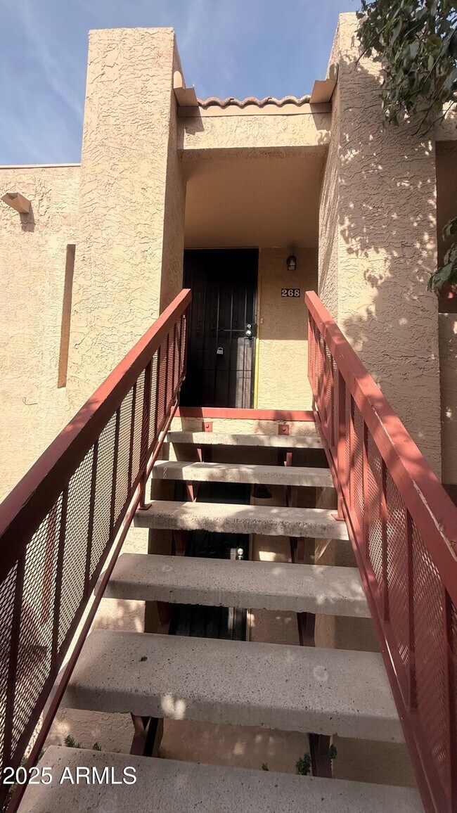 Foto del edificio - 3131 W Cochise Dr