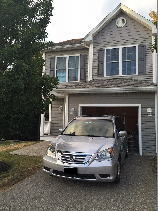 16 Hillside Ln, Newmarket, NH 03857 Townhome Rentals in Newmarket NH