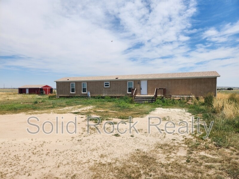 Primary Photo - 9835 N Log Rd