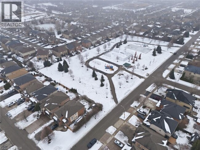 Photo du bâtiment - 3 Holkham Ave