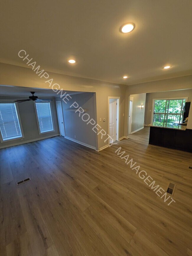 Foto del edificio - 3 Bedroom Home, conveniently located near UMKC!