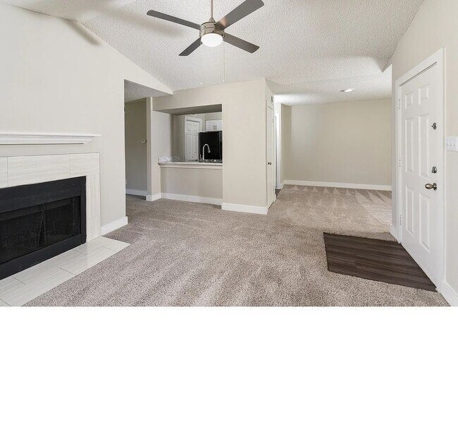 Building Photo - 9971 Quail Blvd