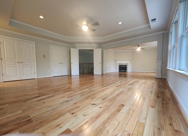 Building Photo - 6004 Columbia Pike