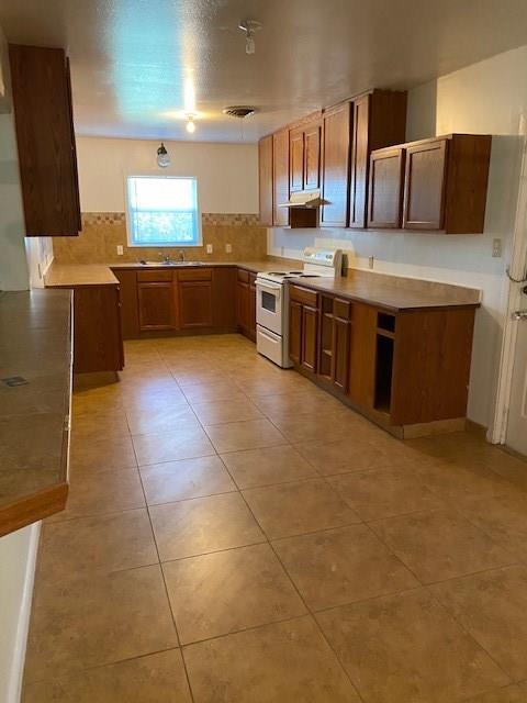Foto del edificio - 2111 Timber Ln