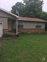 Building Photo - 346 W Redwing Cir