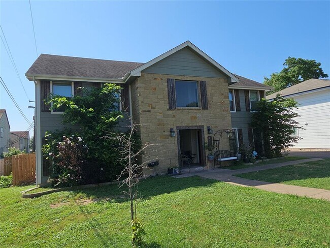Building Photo - 3413 Willowrun Dr