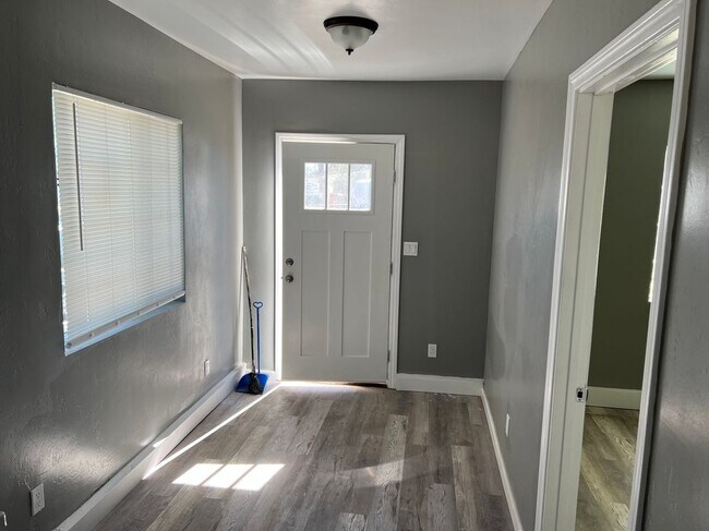 Foto del edificio - 45517 Corkwood Ave