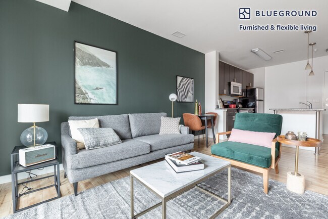 Foto del edificio - 360 H St NE