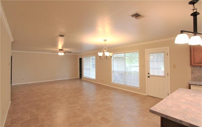 Building Photo - 127 Moku Manu Dr