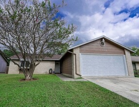 Building Photo - 5718 Champions Hill Dr