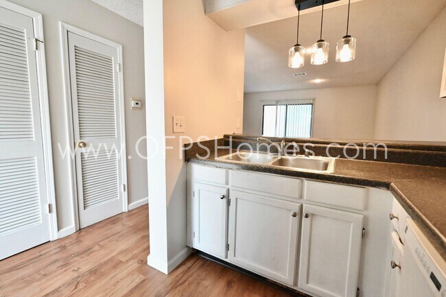 Foto del edificio - 206 Fourth St SE